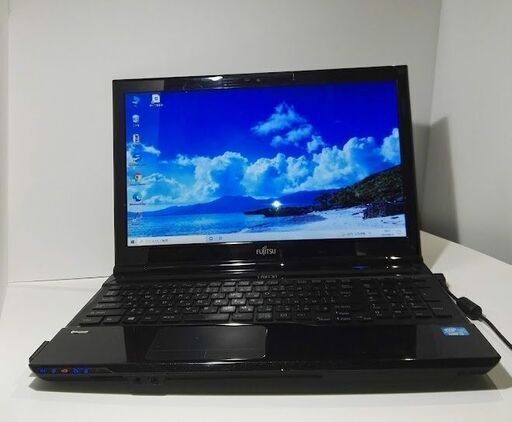 【格安】富士通 LIFEBOOK  (Windows10/15.6インチ/Core i3/Wi-Fi/Blu-ray) リモート対応