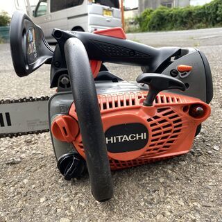 現物確認歓迎 初期不良対応OK ソーチェーン新品 整備済 かけやすく小型軽量パワフル出力 日立 32.2cc チェーンソー CS33EDTP 取説も見れる