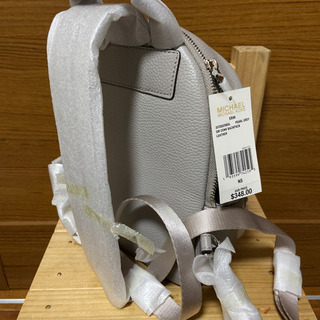❤️ MICHAEL KORS 小サイズバックパック グレー 正規品