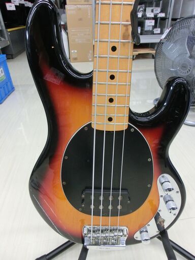 MUSICMAN STINGRAY エレキベース 【ハードオフ大泉学園店】