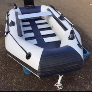 ２人乗り　インフレータブル　バス釣り　海釣り等　釣りボート船外機３馬力対応　しん