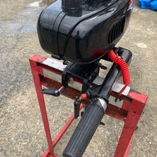 ☆中古品　船外機 2馬力 2スト 水冷式 免許不要　動作問題無し☆