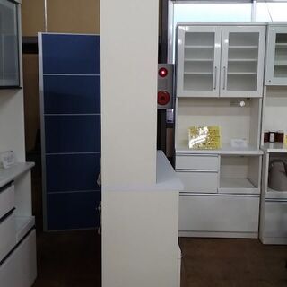 【愛品倶楽部柏店】　Ｐａｍｏｕｎａ　パモウナ　２枚スライド扉キッチンボード　幅１２００ｍｍ　白　食器棚　【問い合わせ番号　１５１-００７１０８　００２】