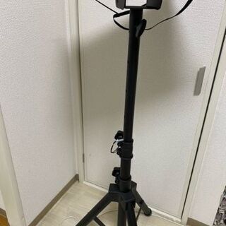プロジェクター本体＆75インチスクリーン＆スタンド＆スクリーン用突っ張り棒