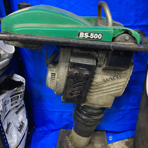 転圧機　エンジンok  蛇腹割れ 転圧機 エンジンok 蛇腹割れ