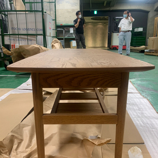 ナチュラルウッド製ローテーブル(高さ調整機能あり)