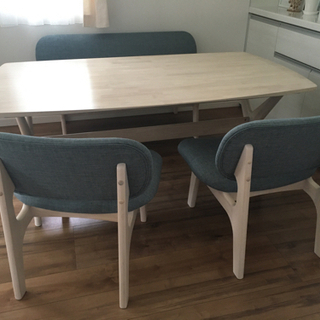 取引確定　宮城県限定　ニトリ　リビングダイニングテーブル　4点セット　