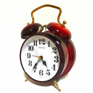 赤色のレトロな目覚まし時計（動作不良）SEIKO