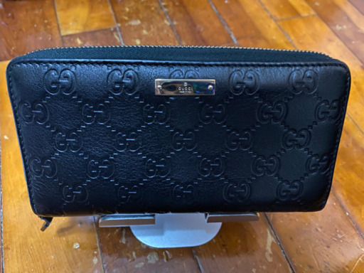 GUCCI ジッピーウォレット長財布