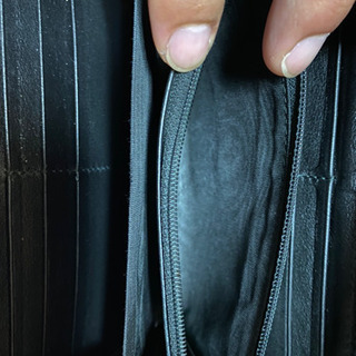 GUCCI ジッピーウォレット長財布