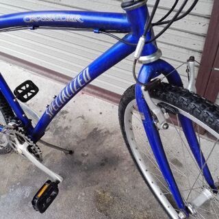 【値下げ】【配達可】クロスバイク　スペシャライズドクロスライダー クロスバイク SPECIALIZED CROSSRIDER 21段変速 ぐんじょう色 配送無料