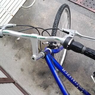 クロスバイク SPECIALIZED CROSSRIDER 21段変速 ぐんじょう色 配送無料