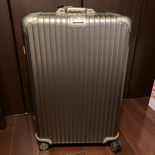 新品未使用】旧ロゴ RIMOWA PILOT 逃げ出し 34L 新品未使用】旧ロゴ RIMOWA PILOT 逃げ出し 34L