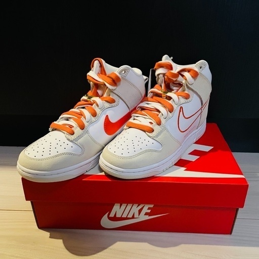 スニーカー NIKE WMNS DUNK HIGH SE FIRST USE \