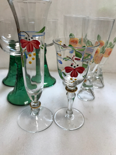 美品 花柄 ワイングラス シャンパングラス 8客セット 小物 インテリア アンティーク 金彩 M 塚田のインテリア雑貨 小物 その他 の中古あげます 譲ります ジモティーで不用品の処分