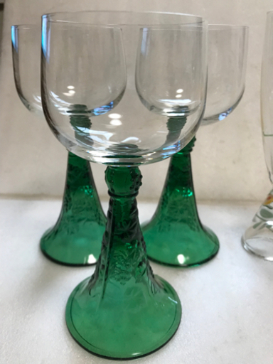 美品 花柄 ワイングラス シャンパングラス 8客セット 小物 インテリア アンティーク 金彩 M 塚田のインテリア雑貨 小物 その他 の中古あげます 譲ります ジモティーで不用品の処分