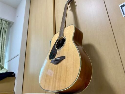 YAMAHA ,左利き用ギター20,000円でお譲りします！ YAMAHA ,左利き用ギター20,000円でお譲りします！