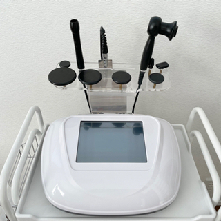 早い者勝ち】エステサロン開業一式セット/ラジオ派/ベッド/その他多数