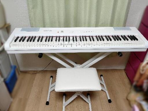 電子ピアノ 売ります (32000円→25000円)