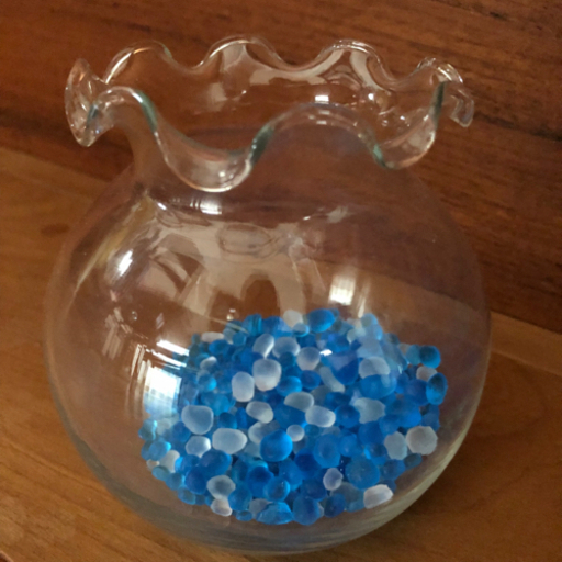 金魚鉢と金魚と水草の飾り 雑貨 まさき 茅ケ崎のその他の中古あげます 譲ります ジモティーで不用品の処分