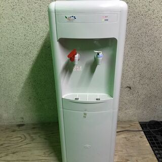 ウォーターサーバー 冷水 温水 B5CH 床置タイプ