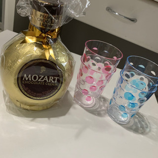 【未開封】Mozart チョコレート リキュール☆カップ4つ付