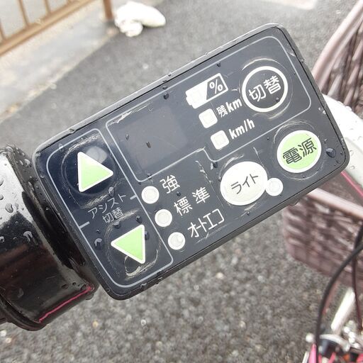 8月-12　電動アシスト自転車　ブリジストン　アシスタリチウムDX　2012年モデル　バッテリー　充電器　鍵付き　電動自転車