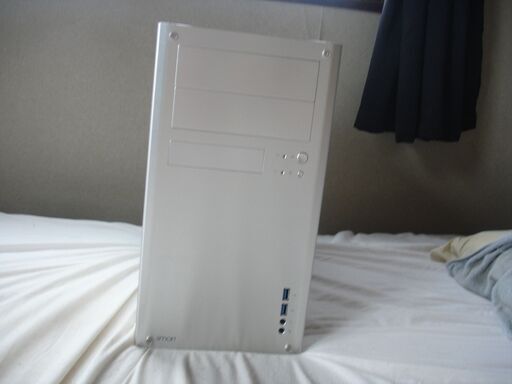 Windowsデスクトップパソコンオールアルミケース