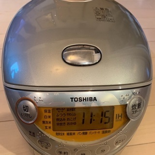 【ネット決済・配送可】TOSHIBA 炊飯器