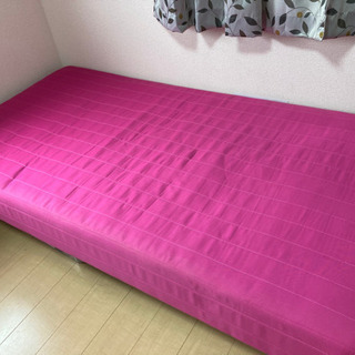 【ネット決済】シングルベッド　コイルベッド　ピンク　脚付き