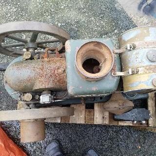 クボタ　石油発動機　レトロ