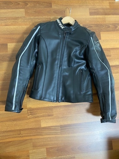 ダイネーゼ　革ライダースジャケット