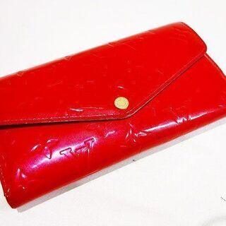 【苫小牧バナナ】ルイ・ヴィトン/LOUIS VUITTON ヴェルニ ポルトフォイユ・サラ スリーズ M90208 二つ折り長財布♪ 苫小牧バナナ】ルイ・ヴィトン/LOUIS VUITTON ヴェルニ ポルトフォイユ
