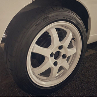 軽自動車 白 ホイール 7本スポーク タイヤ4本