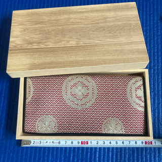 【無料】桐箱入り　革・帯生地の財布