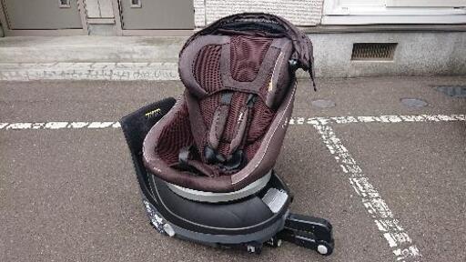 Combi iso-Fix ｸﾙﾑｰｳﾞ650 ﾁｬｲﾙﾄﾞｼｰﾄ