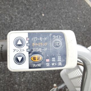 8月-13　電動アシスト自転車　パナソニック　ALFIT ViVi　26インチ　バッテリー　充電器　鍵付き　シルバー　電動自転車
