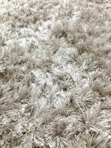 ヌボカステ　ラグ　カーペット　140×200cm シルバー
