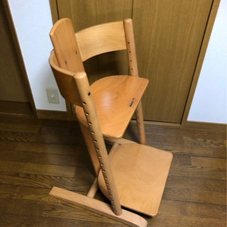 スエーデン製子供椅子