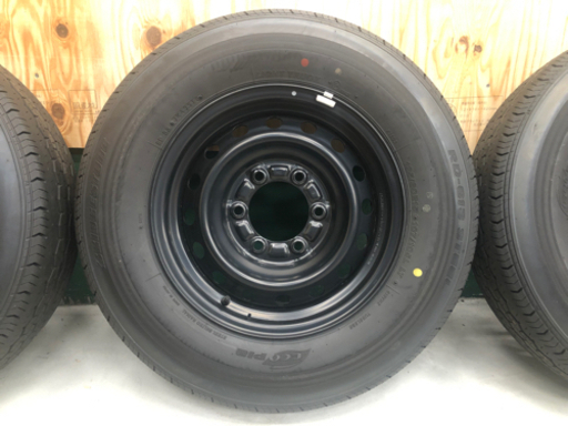 新車外し ハイエース ノーマルタイヤ Ecopia 195/80R15