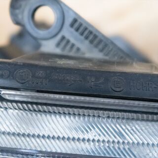 【美品】トヨタ プリウス ZVW30 純正 ヘッドライト 右側 47-29 HCHR-730