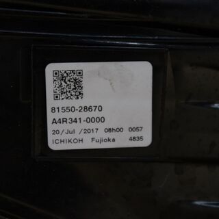 美品】トヨタ エスティマ ACR55W ACR50W 後期 テール 右側 81551-28670 