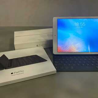 成約済み:iPad Pro 9.7インチ 256GB wifiモデル + Smart Keyboard付