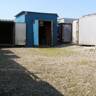 トラックコンテナ（物入れ、自転車、バイク置き場、作業場）にお勧めです トラックコンテナ（物入れ、自転車、バイク置き場、作業場）にお勧めです