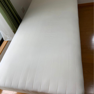 【新品ベッドカバー&枕付き】美品 シングルベッド