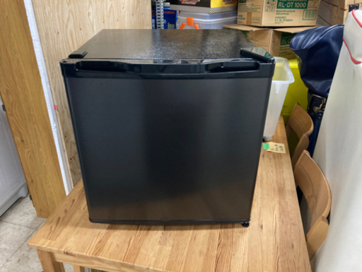 【‍自分の部屋に欲しいやつ】2021年新古品　maxzen 小型 一人暮らし 冷蔵庫 46L 1ドアミニ冷蔵庫 ガンメタリック 右開き コンパクト JR046ML01GM