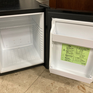 【これあったら鏡いらんが😳】A-Stage 1ドア 冷蔵庫 32L ミラーガラス (ペルチェ式:ブラック) AR-32L01MG