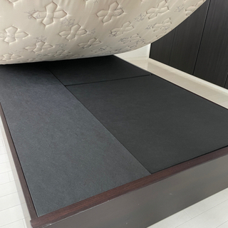 セミダブルベッド（収納付き）＆マットレス