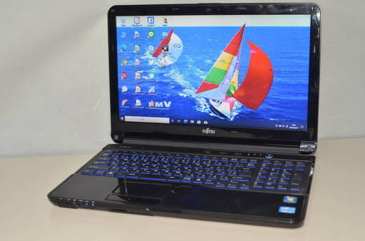 最新Windows10+office 大容量HDD1TB 富士通 LIFEBOOK AH54/Ｅ i3-2330M/4GB/DVDマルチ/無線内蔵/USB3.0/Webカメラ/便利なソフト多数