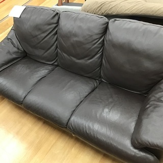 トレファク神戸新長田】レザー生地の3人掛けソファ入荷致しました 